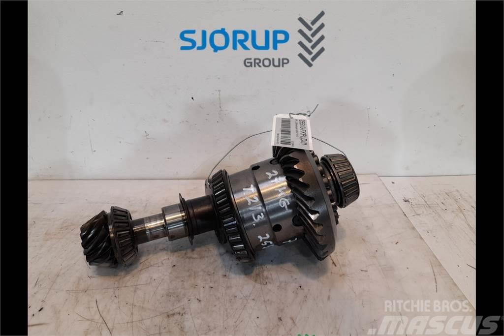 Valtra T213 Front axle differential Transmission