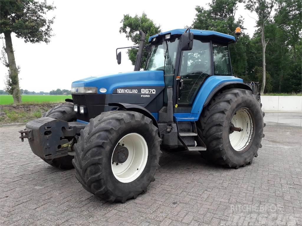 New Holland 8670 Traktoren
