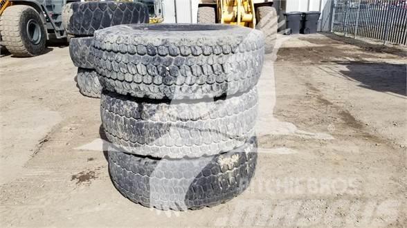 Bridgestone SNOW V-STEEL Tyres, wheels and rims