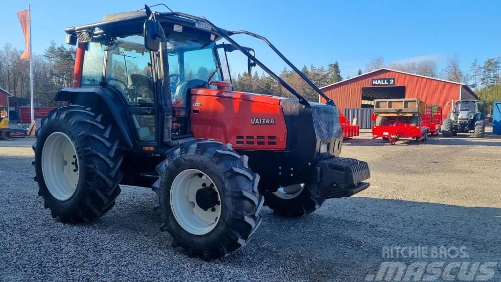 Valtra 6550 Forestry tractors