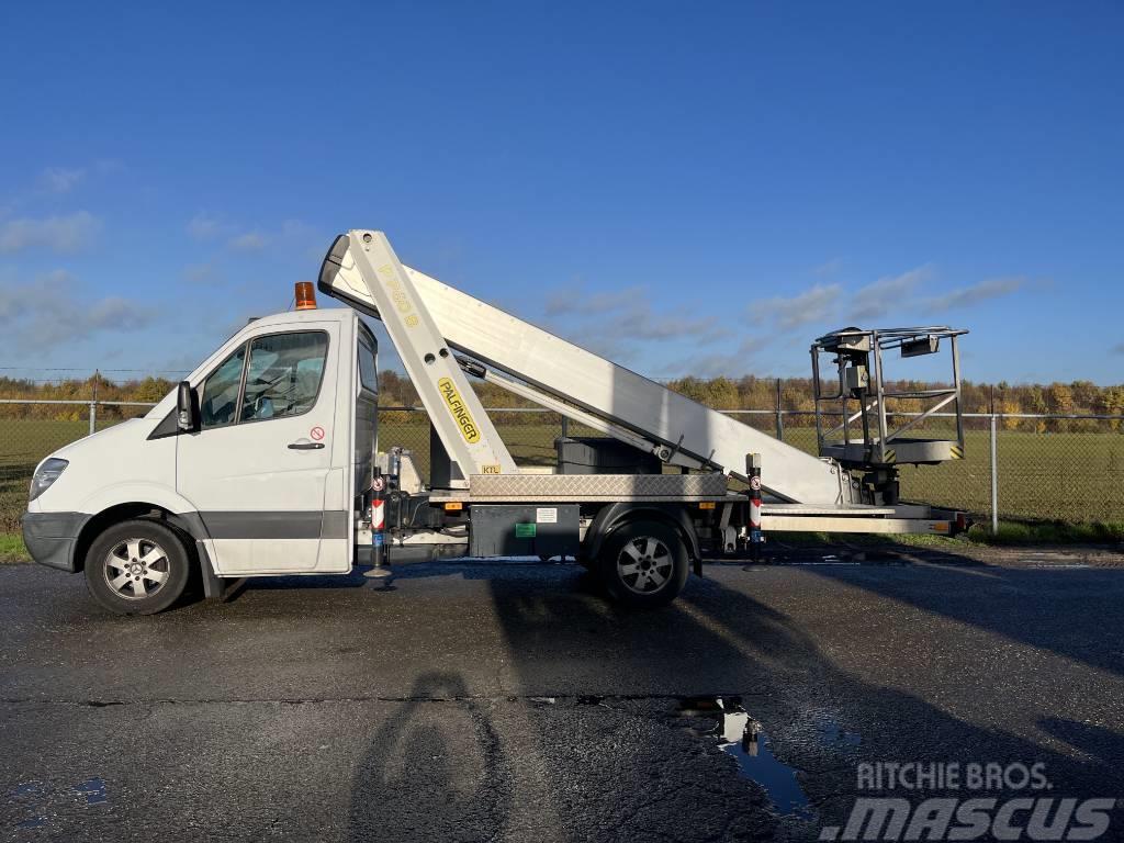 Palfinger P 260 B | P 260B | P260B Truck & Van mounted aerial platforms