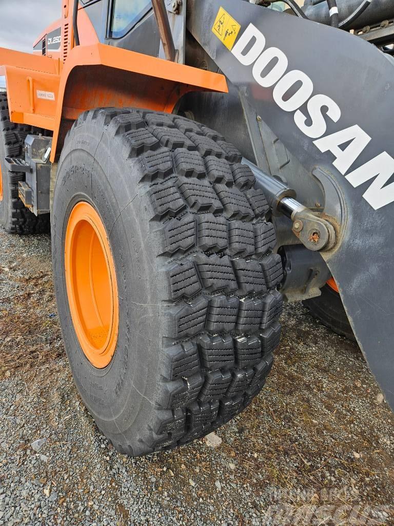 Doosan DL 250 - 5 Wheel loaders