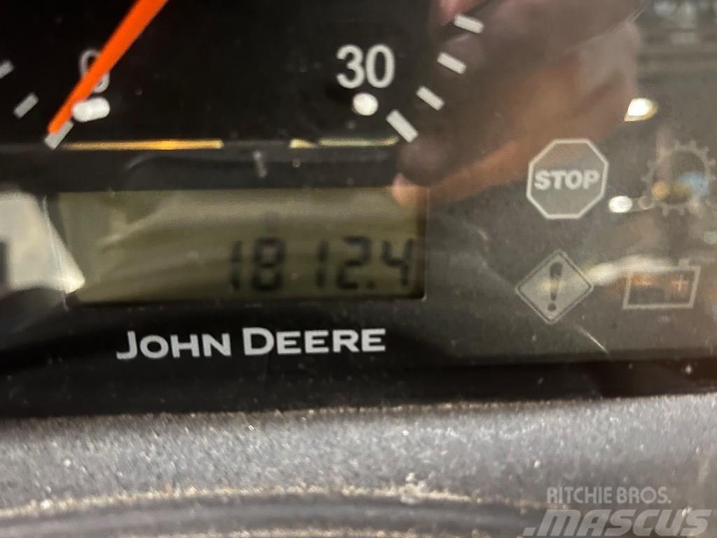 John Deere 5070 M Tractors