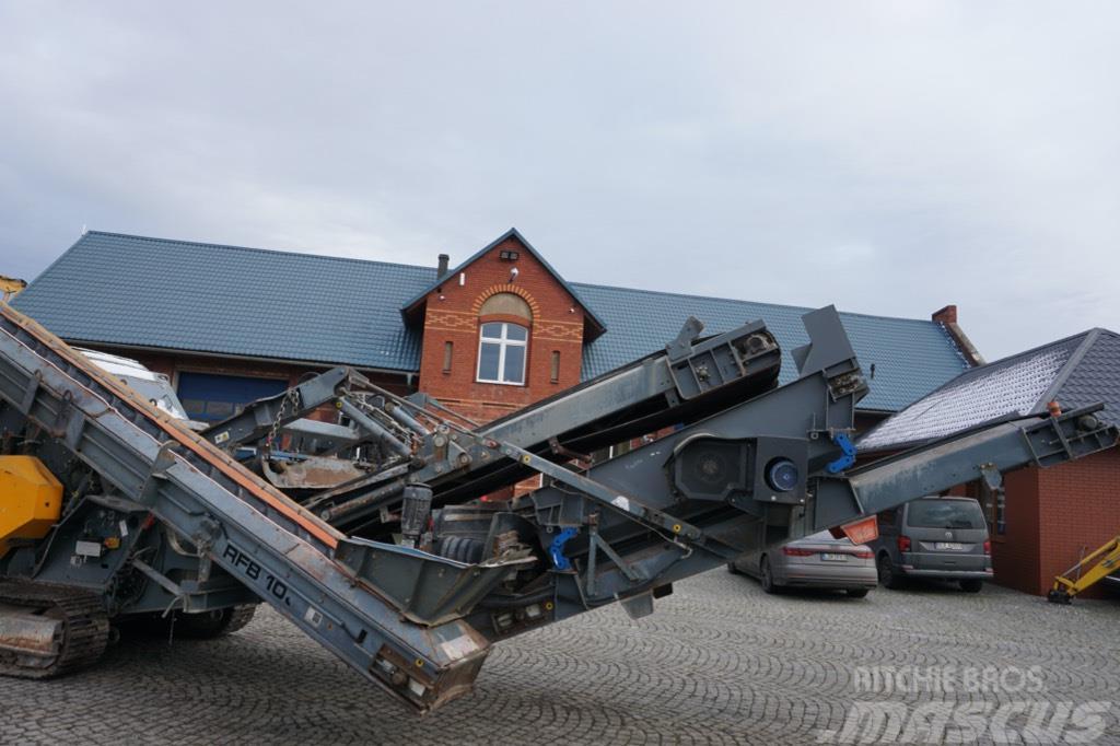 Rubble Master RM 100GO! Mobile crushers