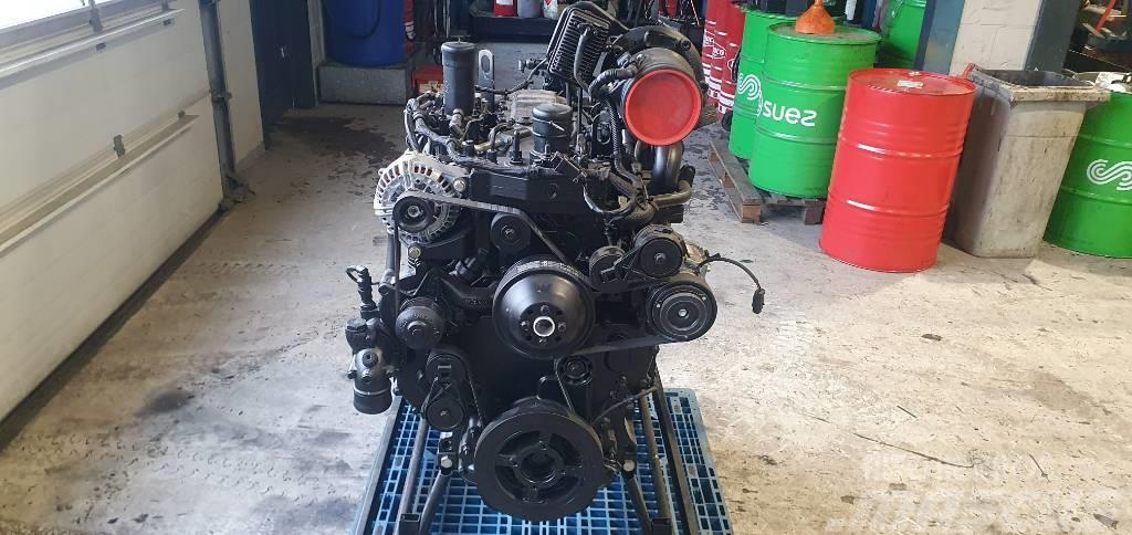 John Deere 6068 HI 550 Engines