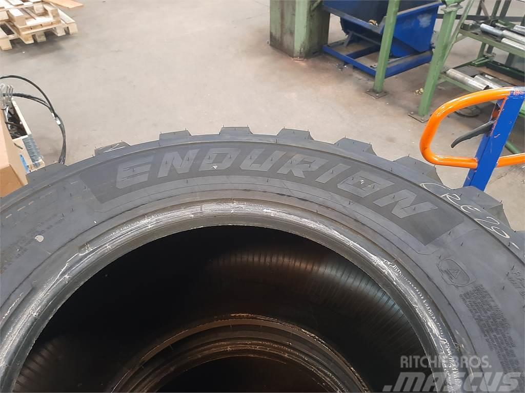 Vredestein Endurion 500/70 R24 2stuks Tyres, wheels and rims
