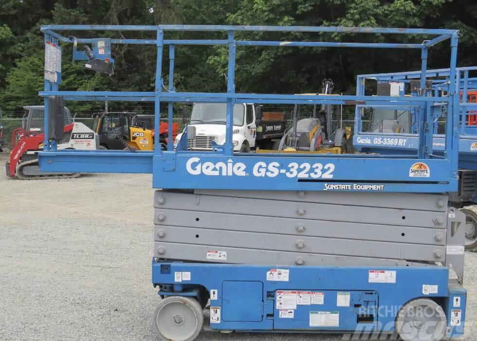 Genie GS-3232 Scissor Lift Scissor lifts