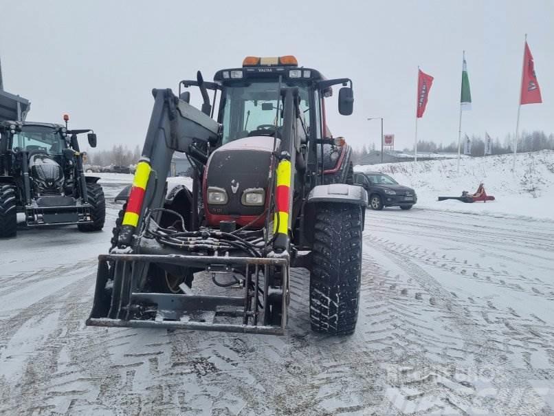Valtra N121 ADVANCE Tractors