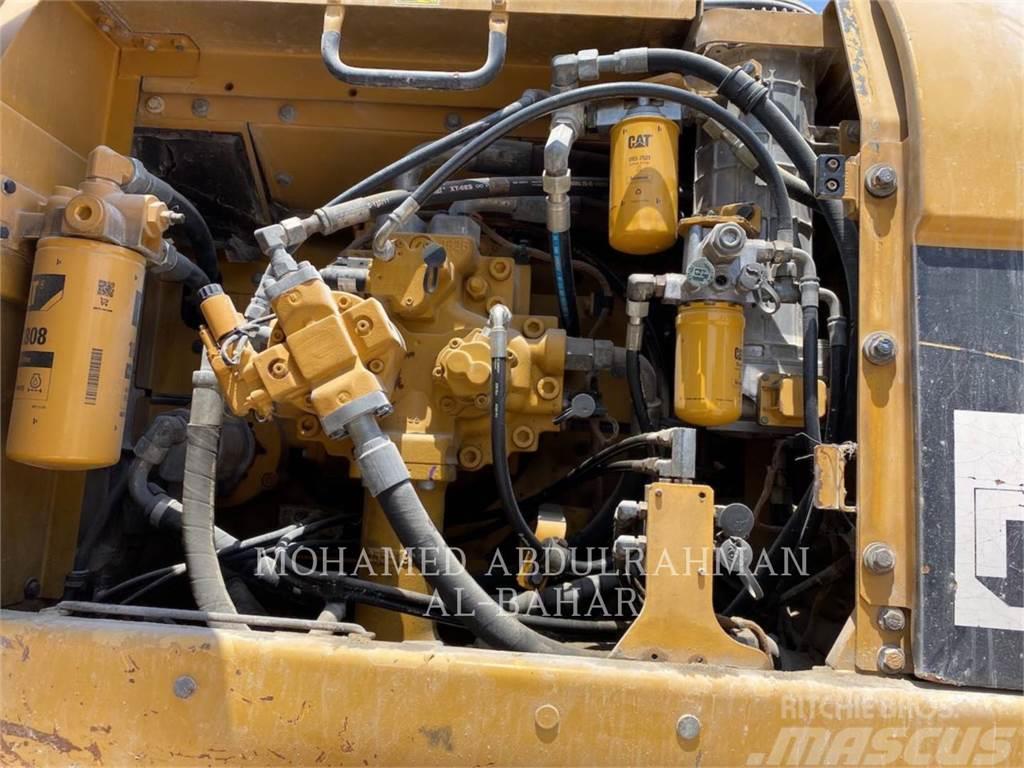 CAT 336D Crawler excavators
