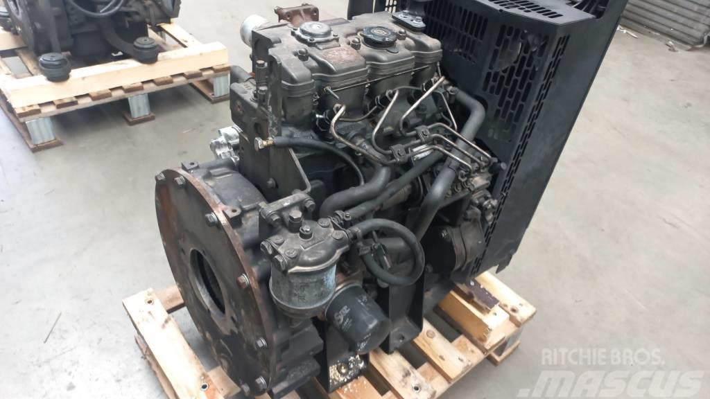 Perkins 403D-15 (GK65671) Engines
