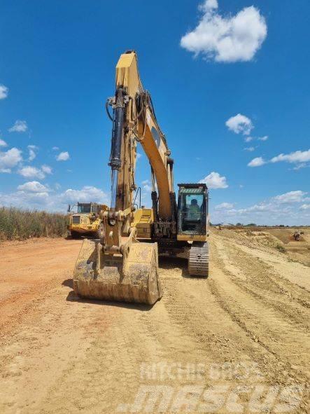 CAT 324 D Crawler excavators