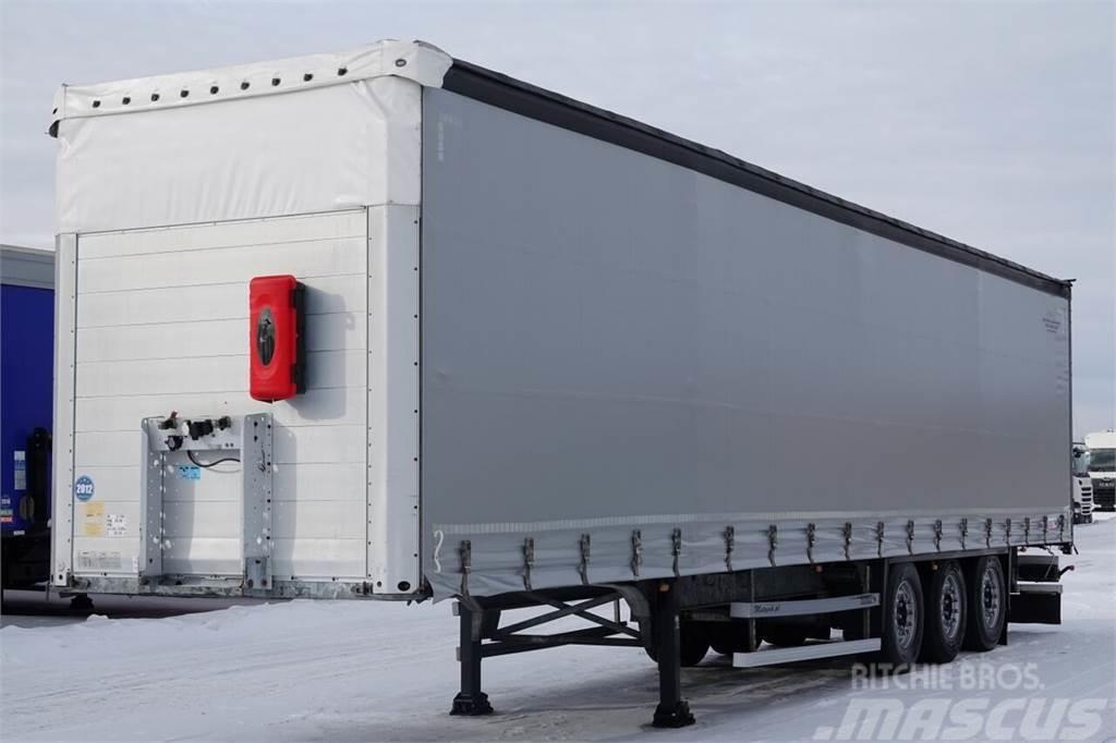 Schmitz Cargobull CURTAINSIDER / STANDARD / 2012 YEAR Curtainsider semi-trailers