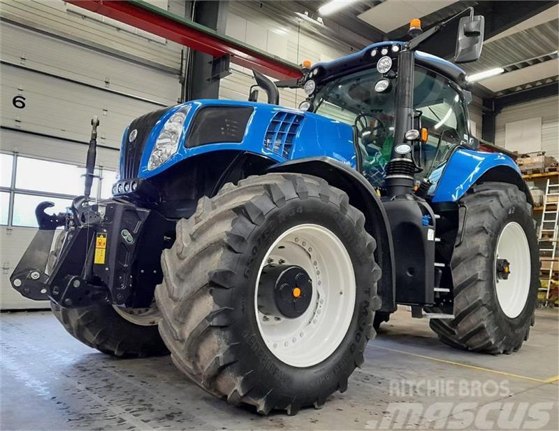 New Holland T8.435 Med GPS Tractors