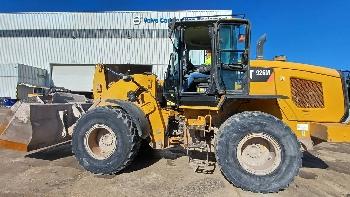 CAT 926M