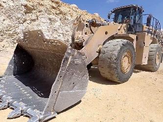 CAT 988K