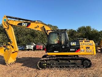 CAT 320D2L