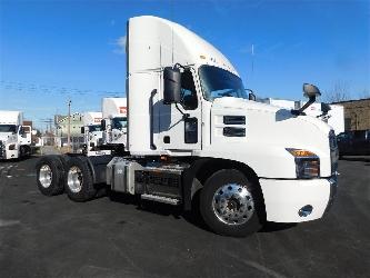 Mack AN64T