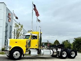 Peterbilt 389