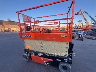 JLG ES3246