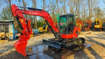 Kubota U 55-4