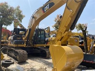 CAT 325 D