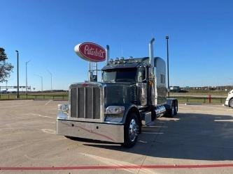 Peterbilt 389