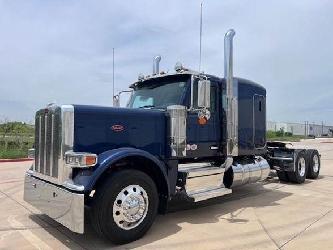 Peterbilt 589