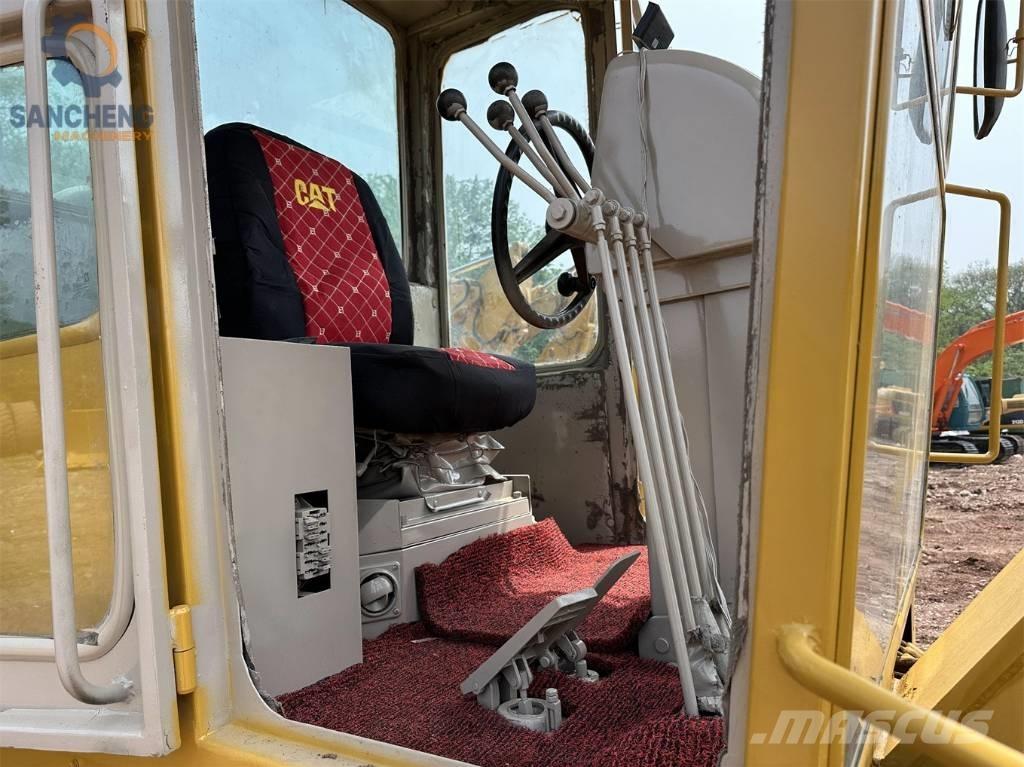 CAT 140G Grader