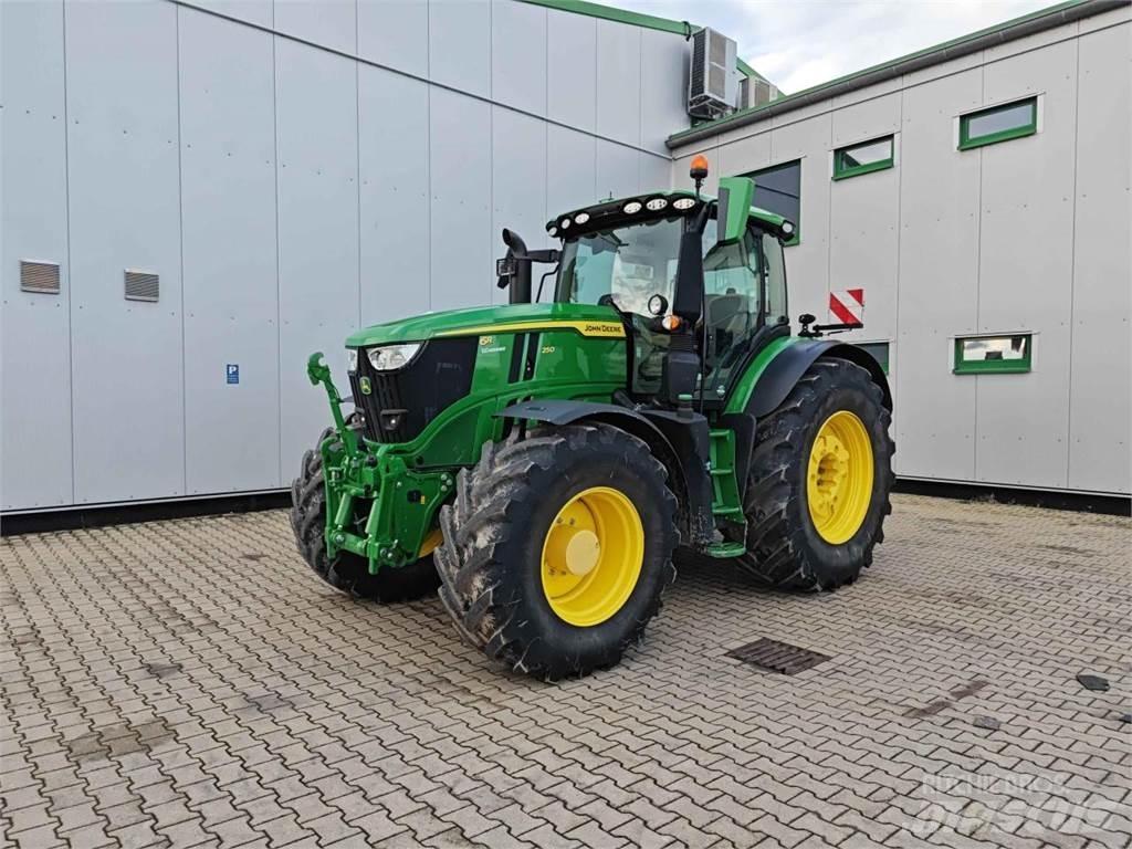 John Deere 6R 250 Traktoren