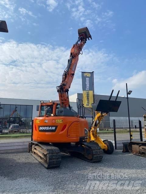 Doosan DX140LCR-5 Raupenbagger