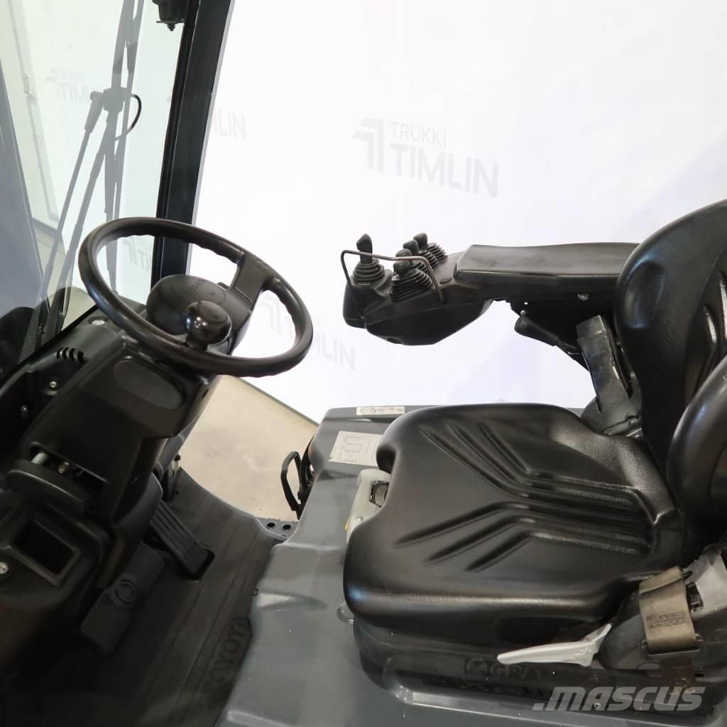 Toyota 8FBE20T Elektro Stapler
