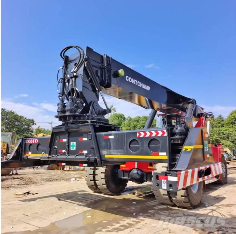 Kalmar DRF450 Reach-Stacker