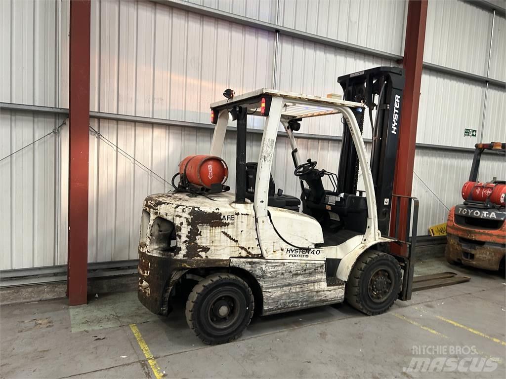Hyster H4.0FTS Gas Stapler