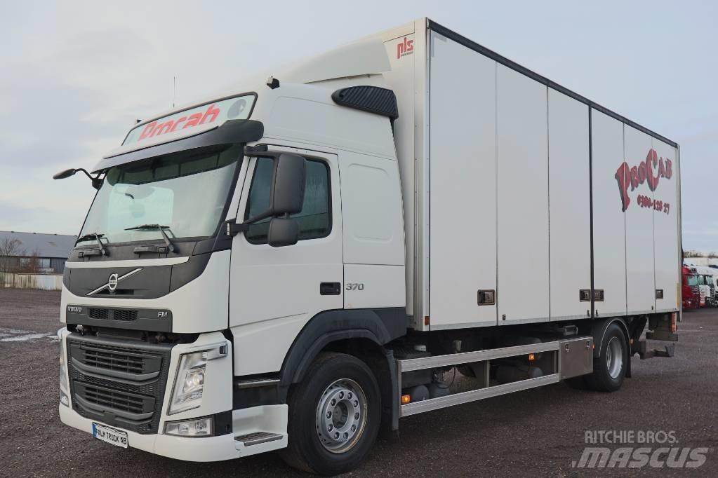 Volvo FM Serie 3722 Kastenaufbau