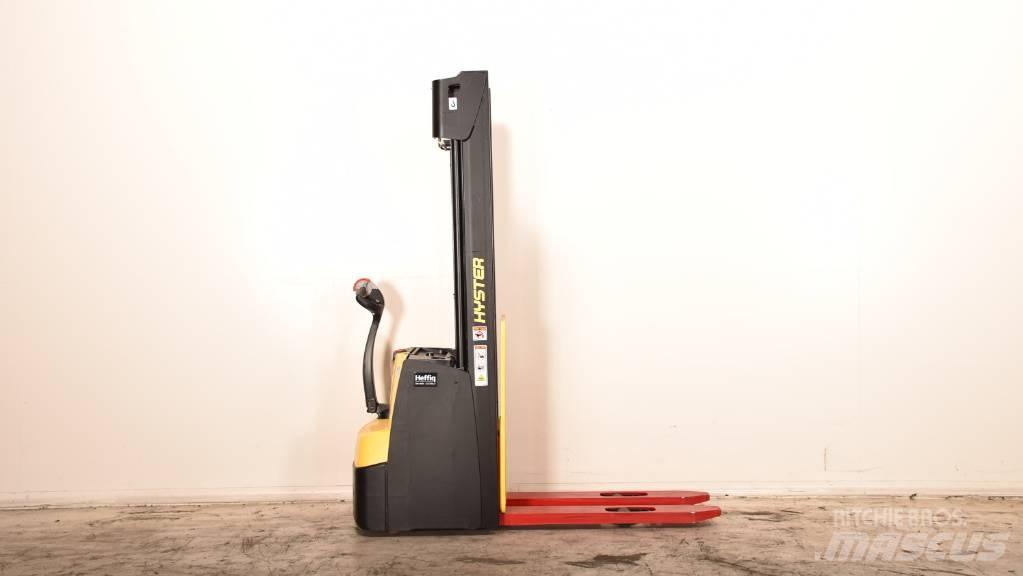 Hyster S 1.2 Deichselstapler
