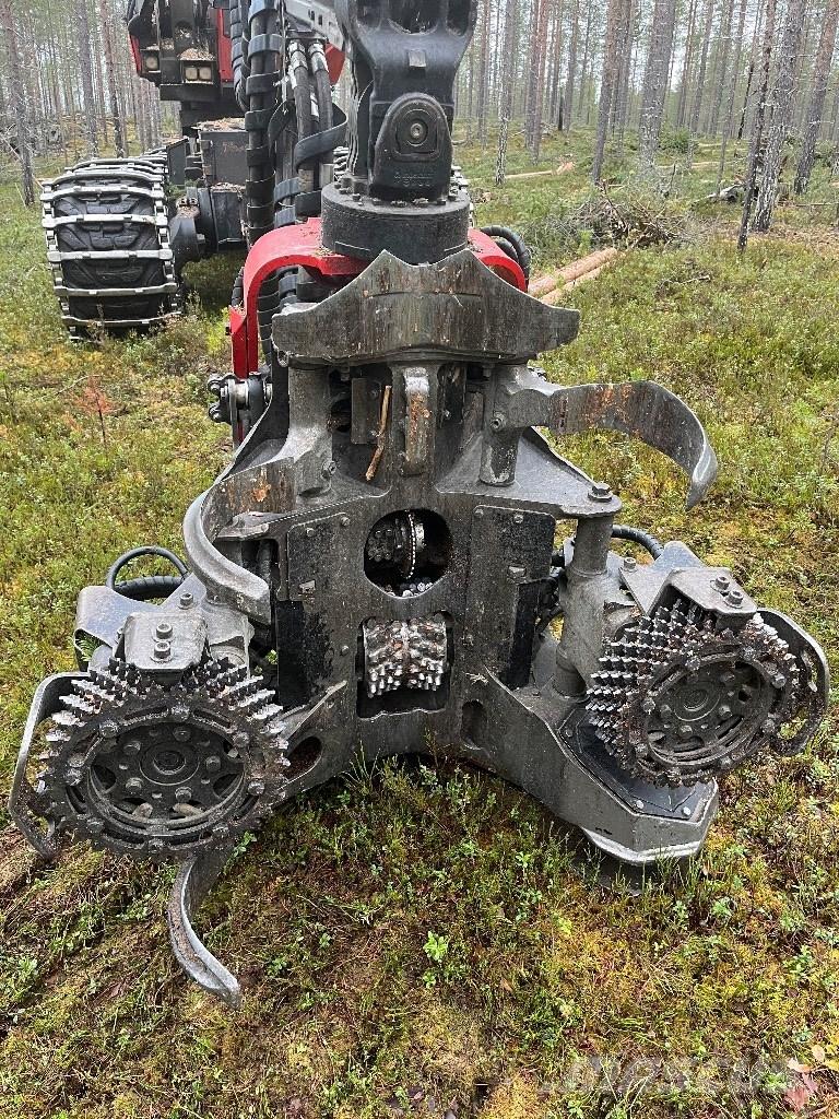 Komatsu 901 XC Harvester