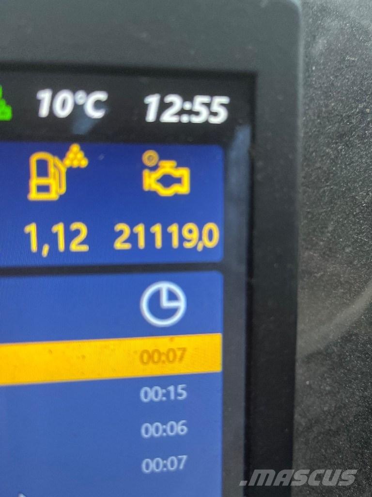 Komatsu 901 XC Harvester