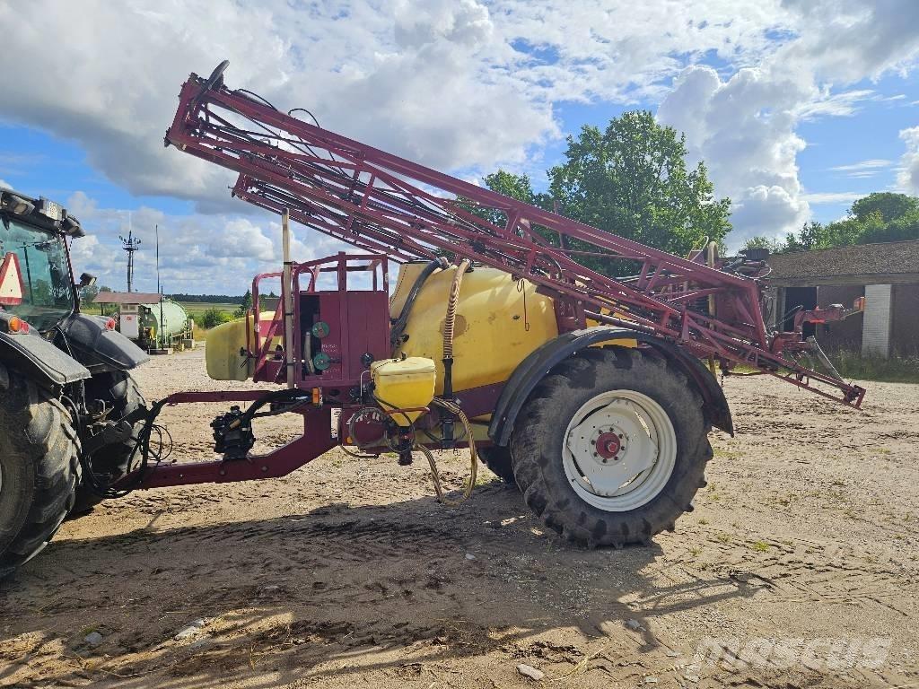 Hardi Commander 2800 Anhängespritzen