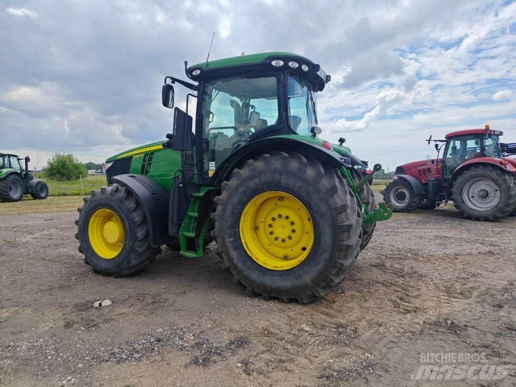 John Deere 7260 R Traktoren