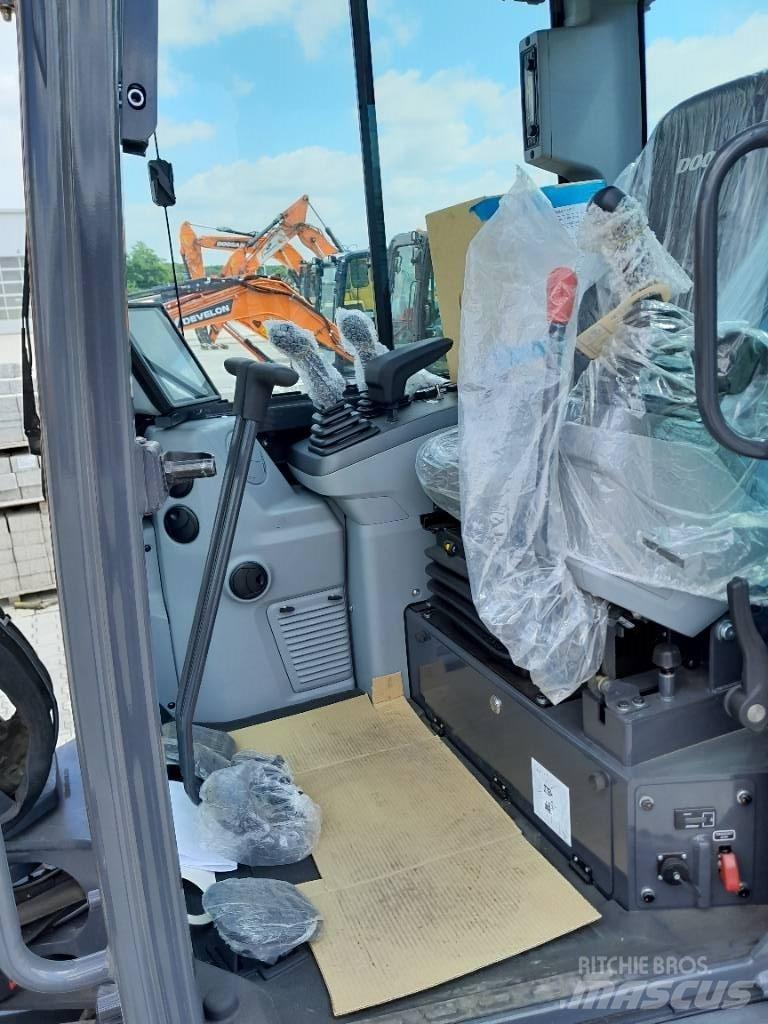 Doosan DX 63-7 Minibagger < 7t