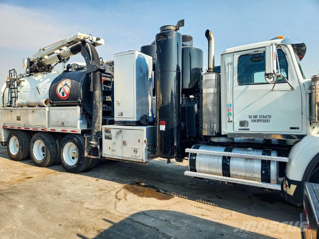 Western Star 4900 SB Saug- und Druckwagen