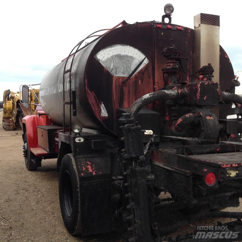 Ford F 700 Beton-Mischfahrzeuge
