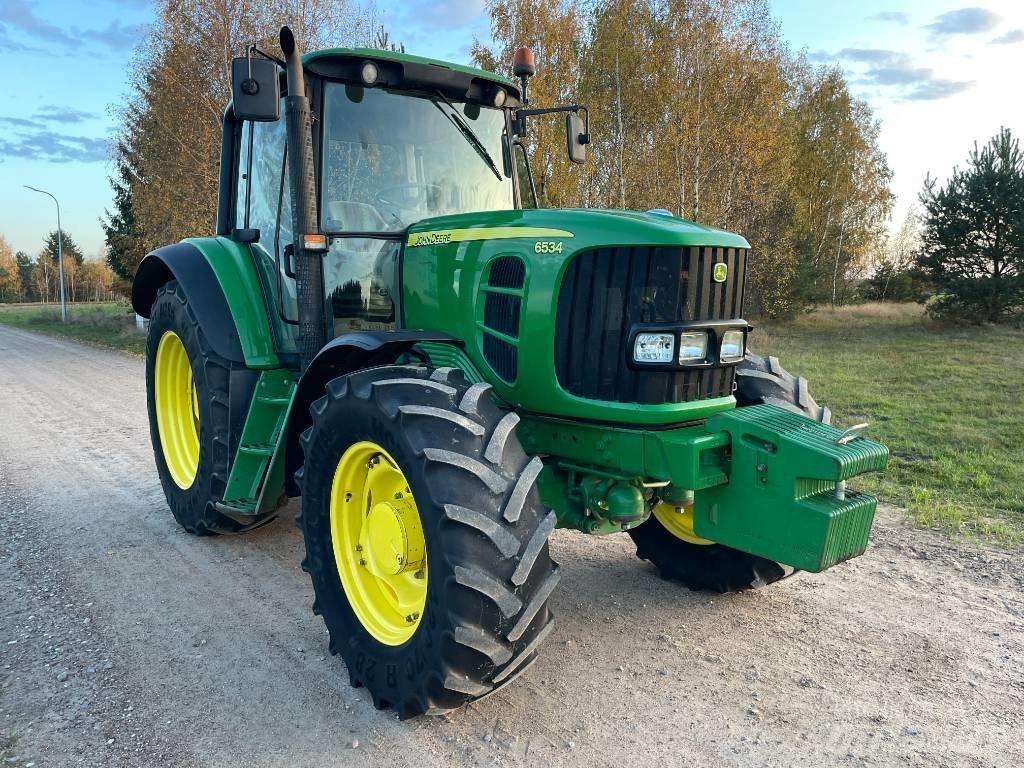 John Deere 6534 Traktoren