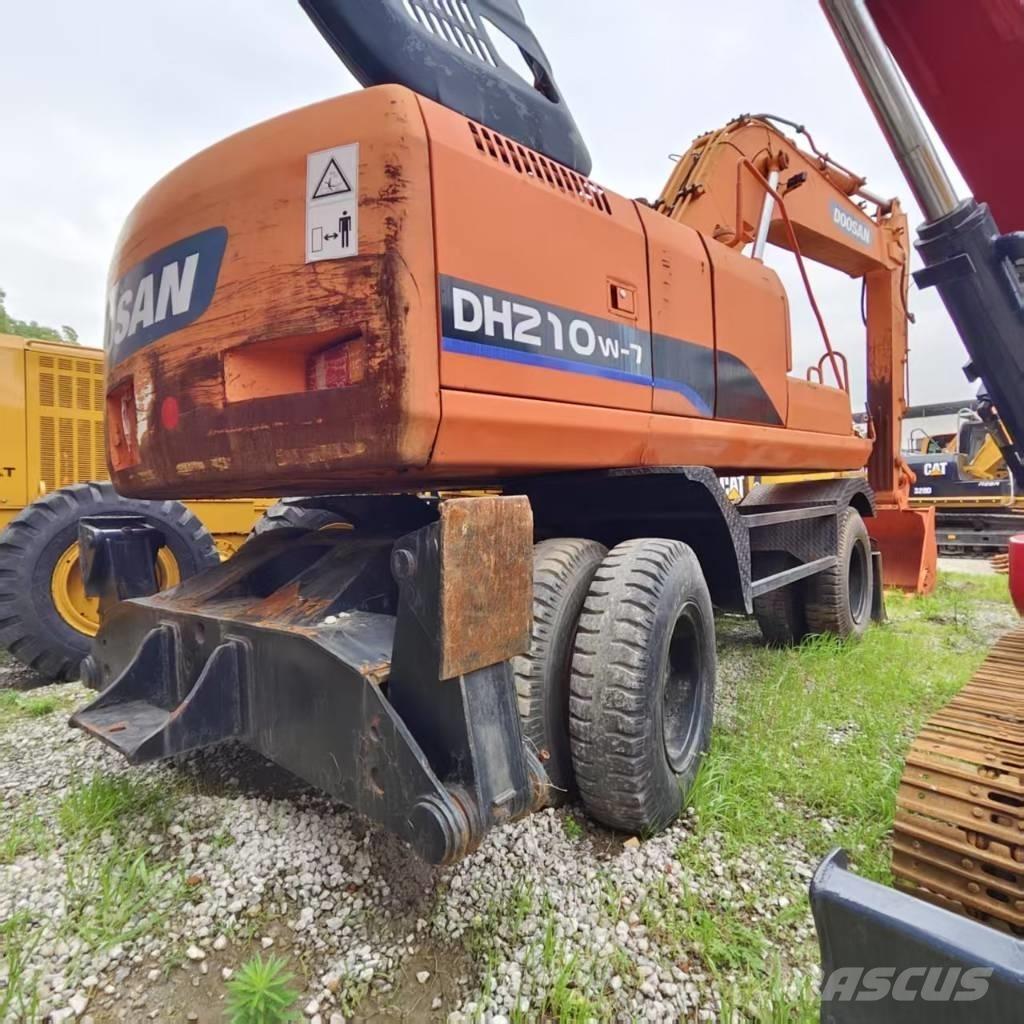 Doosan DH 210 W-7 Mobilbagger