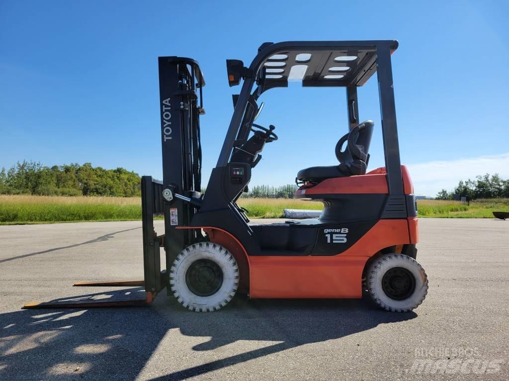 Toyota 8FB15 Elektro Stapler