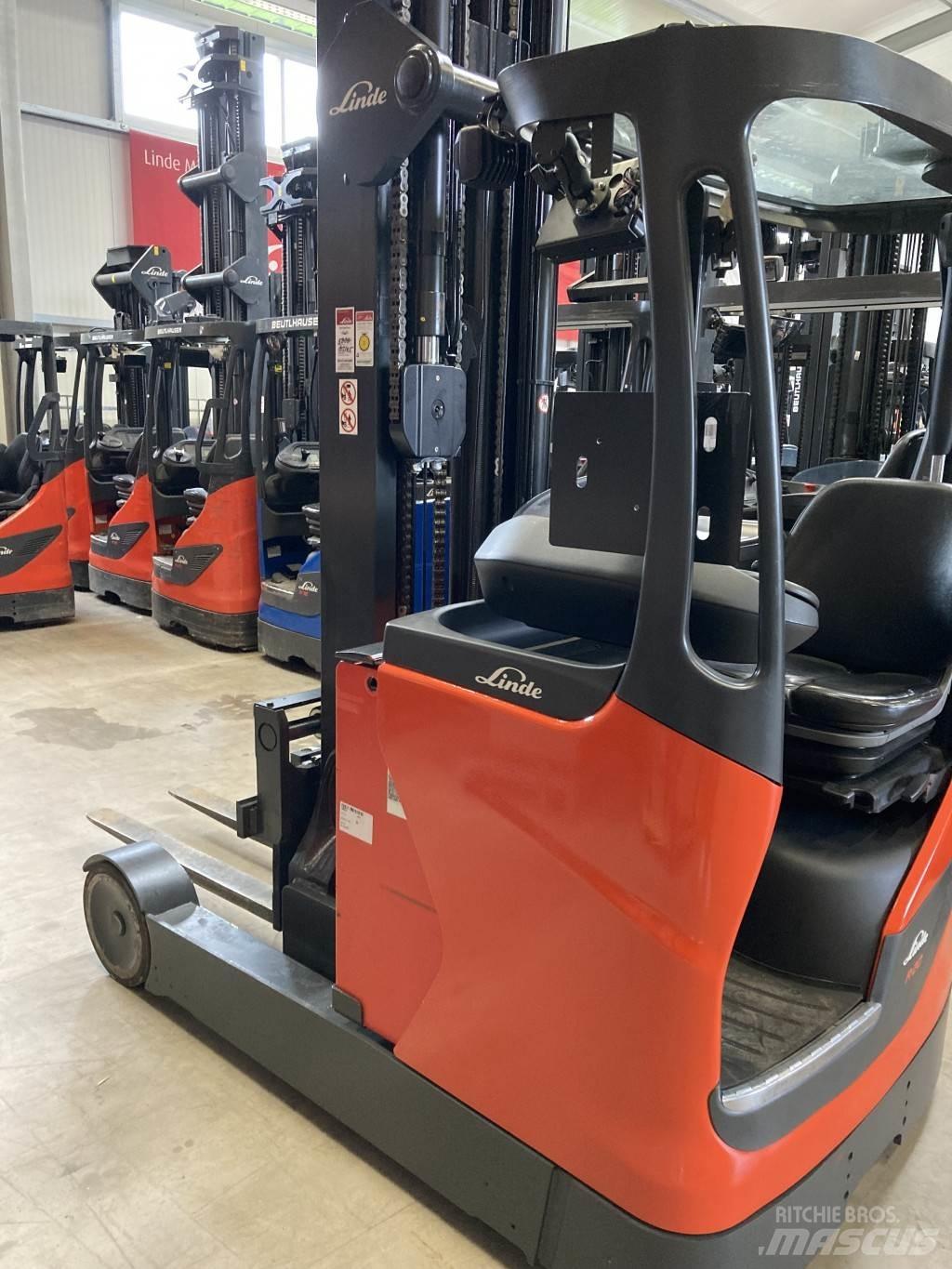 Linde R20HD Schubmaststapler