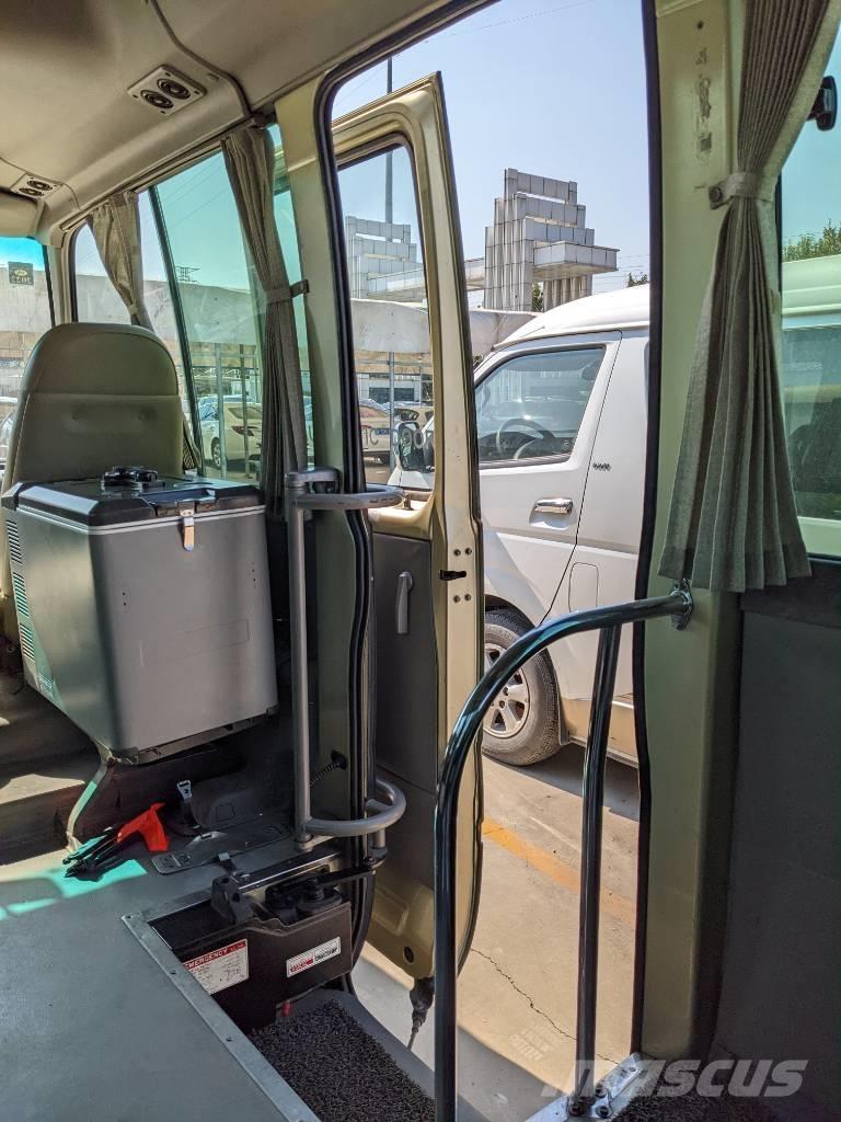  Toyoya Coaster Bus Minibusse