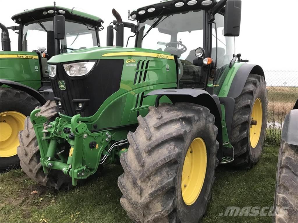 John Deere 6215R Traktoren