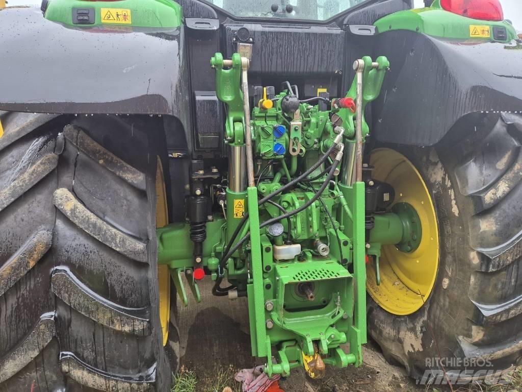 John Deere 6155 M Traktoren