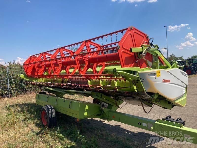 CLAAS TUCANO 570 Mähdrescher